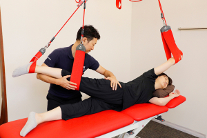 リコンディショニング ラボ・ライフ ＭＩＣＨＩＢＩＫＩの整体の施術風景画像です。