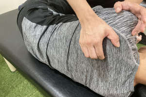 柔道整復院 ｊｕｄｏ－ｓｅｉｆｕｋｕｉｎ 所沢 ａｎｄ鍼灸院の整体の施術風景画像です。