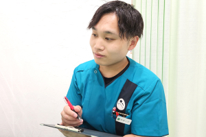 こころ整骨院　苫小牧新中野院のカウンセリング風景画像です。