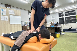 甲斐整骨院　国府院【鍼灸】の肩こりの施術画像