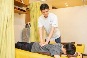 ＧＢＳ千駄木はりきゅう・整骨院の腰痛の施術画像