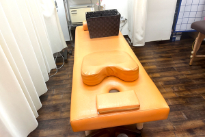 こころ整骨院 谷塚院で整体施術を受ける内観画像像