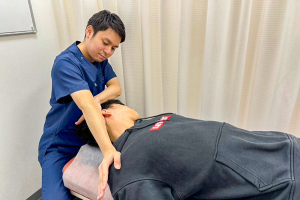 リバイブ鍼灸接骨院　いりなか院の肩こりの施術画像