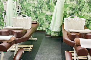 二条駅前整骨院で整体施術を受ける内観画像