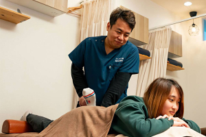 ふしぎの森鍼灸整骨院の施術風景画像です。