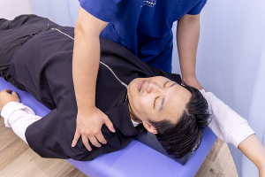 マーサ鍼灸整骨院　ハト浜町院の施術風景画像