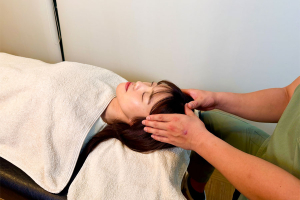 チェンジ総合治療院　岡山表町院の整体の施術風景画像