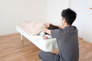 ふじなが接骨院の整体の施術風景画像です。