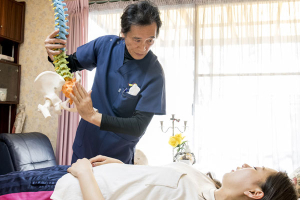 星野接骨院の施術風景の画像