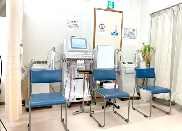 大澤鍼灸整骨院(お悩みに合わせて複数の施術機器をご用意しています。)
