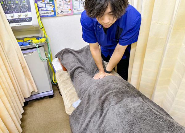 笹塚　せせらぎ整骨院【鍼灸】(過度に緊張した箇所を弛緩します。)