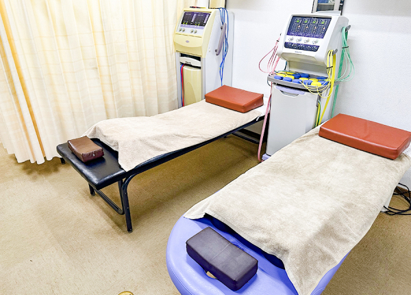 笹塚　せせらぎ整骨院【鍼灸】(施術ベッドです。)