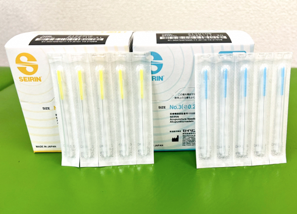 鍼はディスポーザブル（使い捨て）を使用しております。