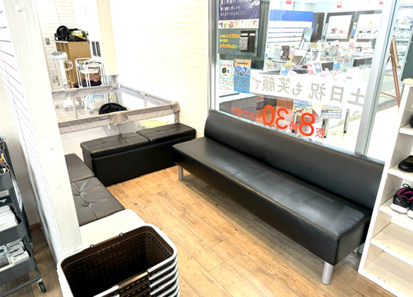 花小金井駅前整骨院(待合室はこちら！ゆっくりお寛ぎください★)
