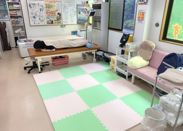 レモン接骨院【鍼灸】(キッズスペースをご用意しております。)
