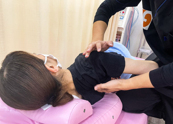 太尾町整骨院(肩を施術しております。)