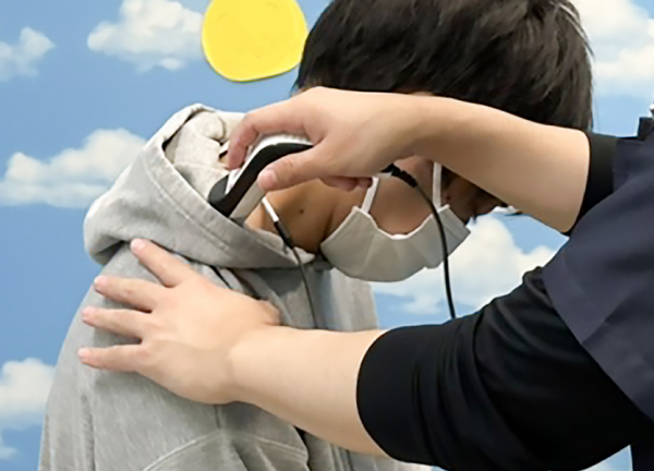 さくら鍼灸接骨院　大船院(ハイボルテージで強い痛みを緩和させます)