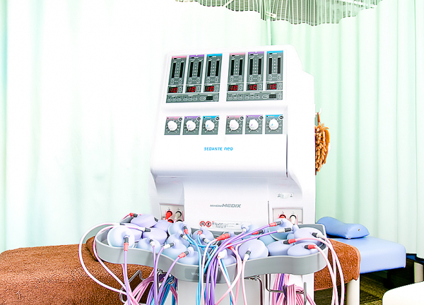 ベスト整骨院　相模大野院(EMSです)