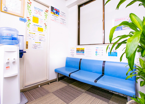 ベスト整骨院　相模大野院(待合室です)
