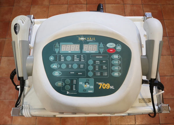 みやのまえ接骨院(施術機器です①)