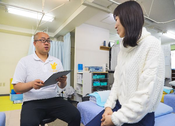 ご記入いただいたカウンセリングシートを元にカウンセリングいたします。