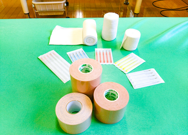 やわら接骨院【鍼灸/マッサージ】(施術道具です)