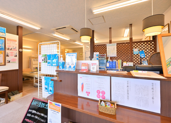 あおぞら整骨院【鍼灸】(受付です。)