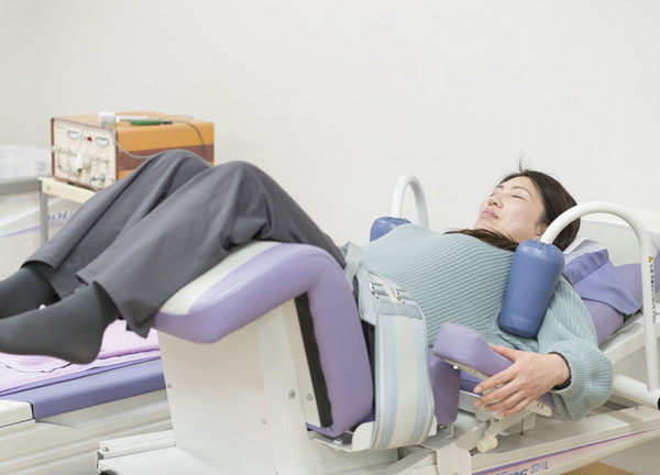 松崎接骨院(器具を使用した施術も行っています)