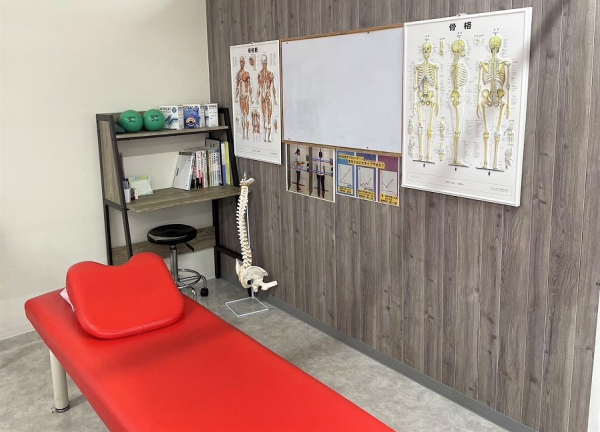 さくらメディネス整骨院　小禄院(個室もご用意しております。)