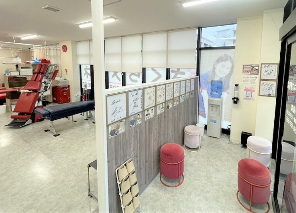 さくらメディネス整骨院　小禄院(入口からの様子でございます。)