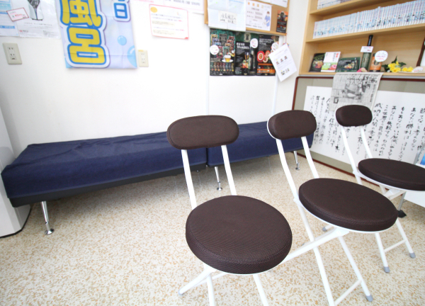 浜田接骨院(待合室はこちら！ゆっくりお寛ぎください★)