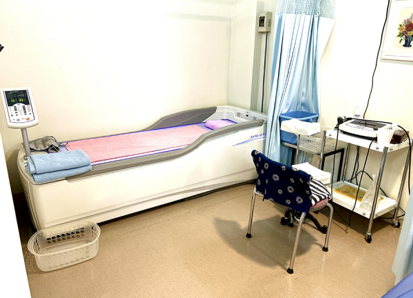 大岡山すみれ鍼灸整骨院(ウォーターベッドです)
