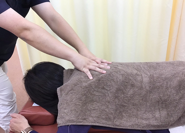 こもれび鍼灸整骨院(つらい肩こりを解消へ導きます)