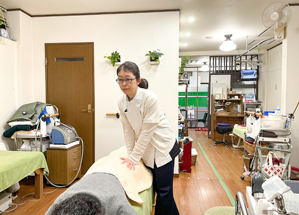 西院瀬本整骨院(お客様お一人おひとりに合わせて施術します)