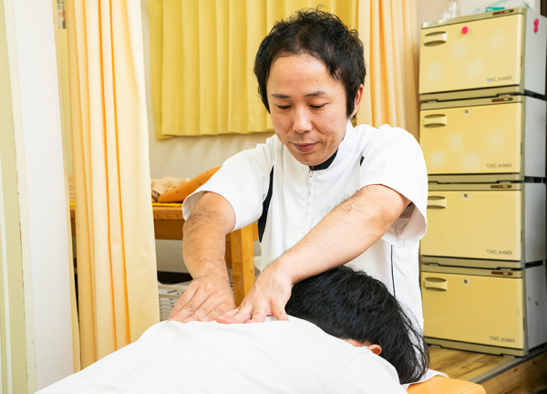 はばたき鍼灸整骨院(筋肉をほぐして血行促進を目指します。)