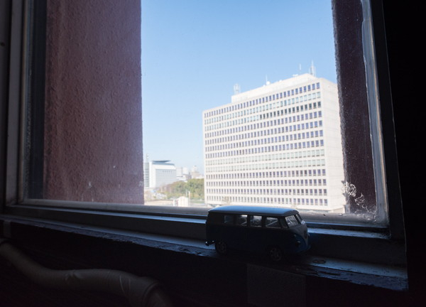 施術室からは青空がのぞけます。