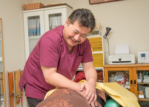 美容整体　リ・フレッシュ(施術をしながらじっくりお話をうかがいます)