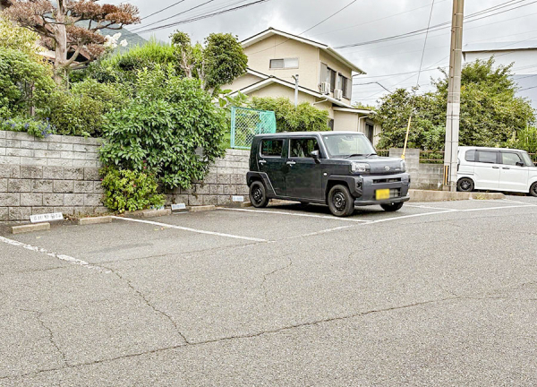 湯川整骨院　鍼灸院　安部山院(駐車場②です。)
