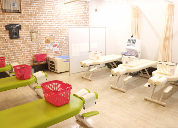 和幸はり灸整骨院【鍼灸】川棚駅院(施術室はこちらです。)