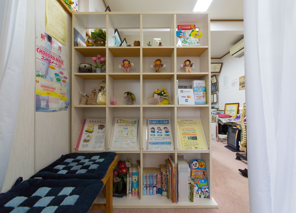 なかよし施術院(待ち合いスペースです)