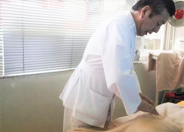 千里山駅前　田中治療院【鍼灸】(施術風景)