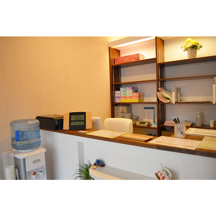 美ゅら接骨院(受付)