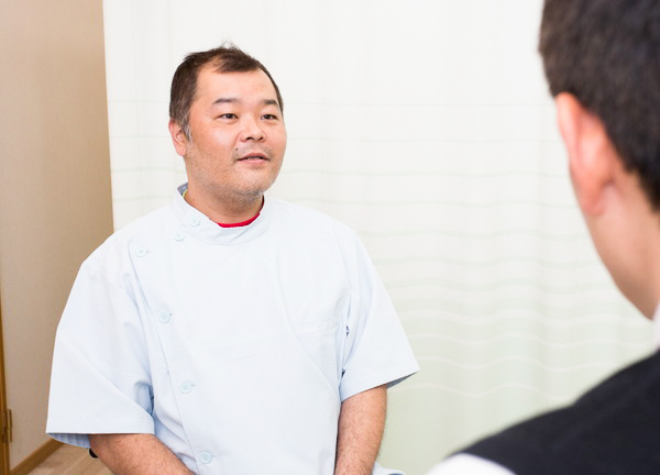 中国式気功整体院　Re+リ・プラス(カウンセリング風景)