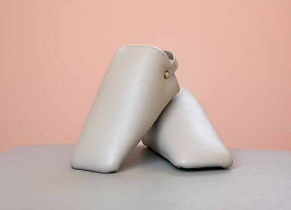 あい鍼灸院・接骨院　八戸ノ里駅院(矯正器具です。)