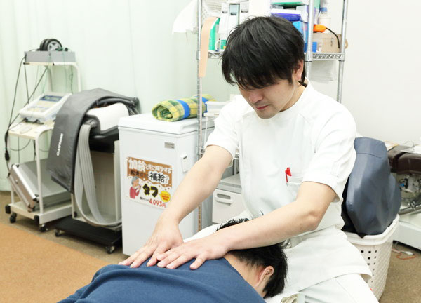 にしはち健幸堂鍼灸・接骨院(硬くなった筋肉を丁寧にもみほぐし、お悩みの緩和が期待できます)