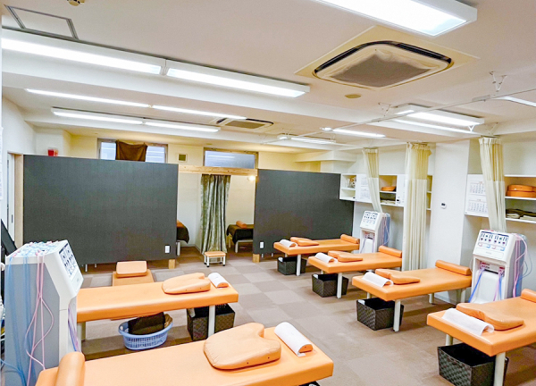 西院こばやし鍼灸整骨院・整体院(施術室です。)