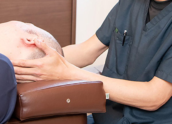 巣鴨総合治療院・整骨院　南加瀬院(つらい首こりの解消を目指します。)