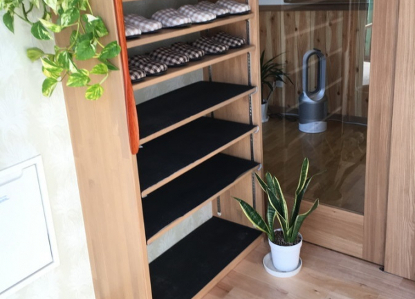 みつば接骨院(緑を感じられる入り口です。)