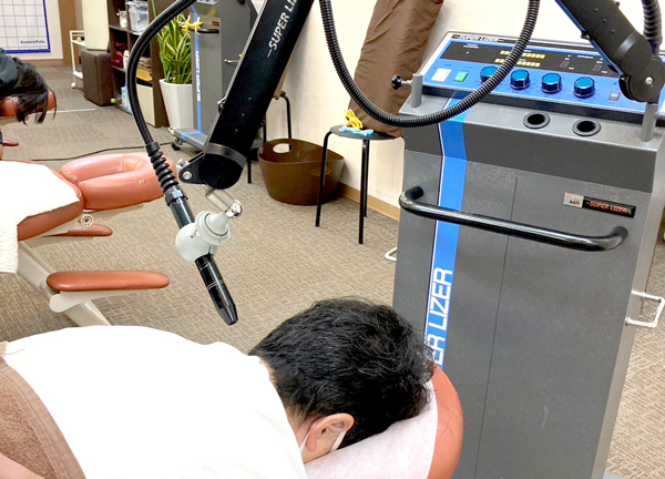 あおぞら整骨院 我孫子前駅院【鍼灸】(手技以外にも機器を使用した施術もご用意しています。)