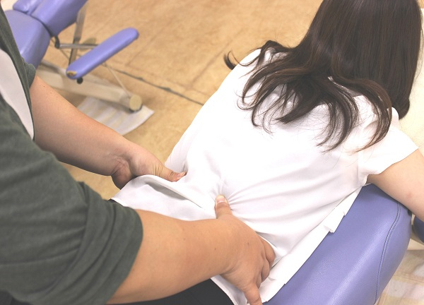 ＳＵＮ鍼灸整骨院(腰にアプローチ（施術）)